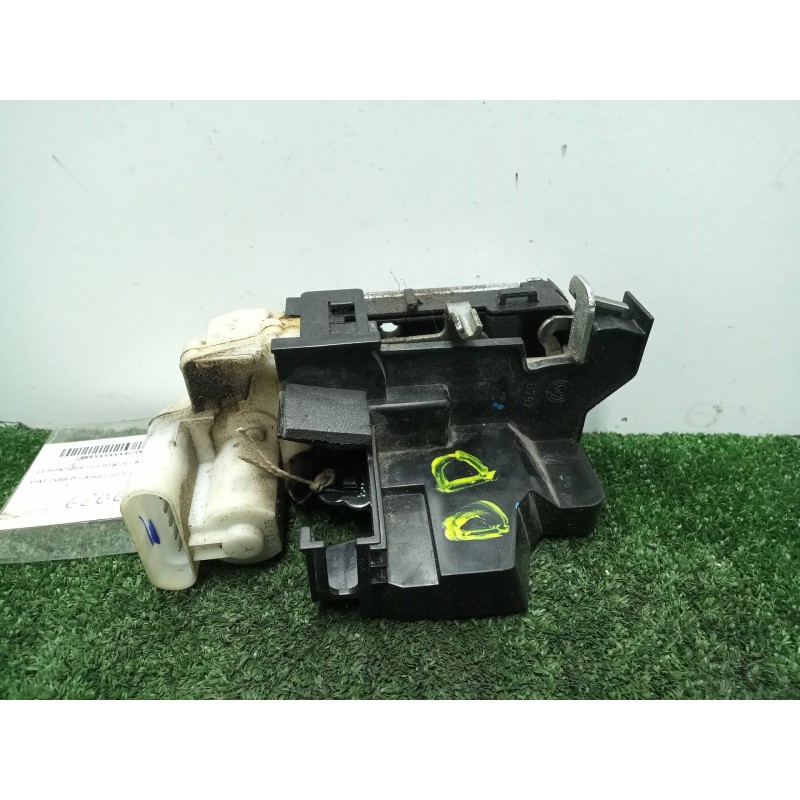 Recambio de cerradura puerta delantera derecha para fiat doblo cargo (223) 1.9 jtd cat referencia OEM IAM SINREFERENCIA 6.PINES 
