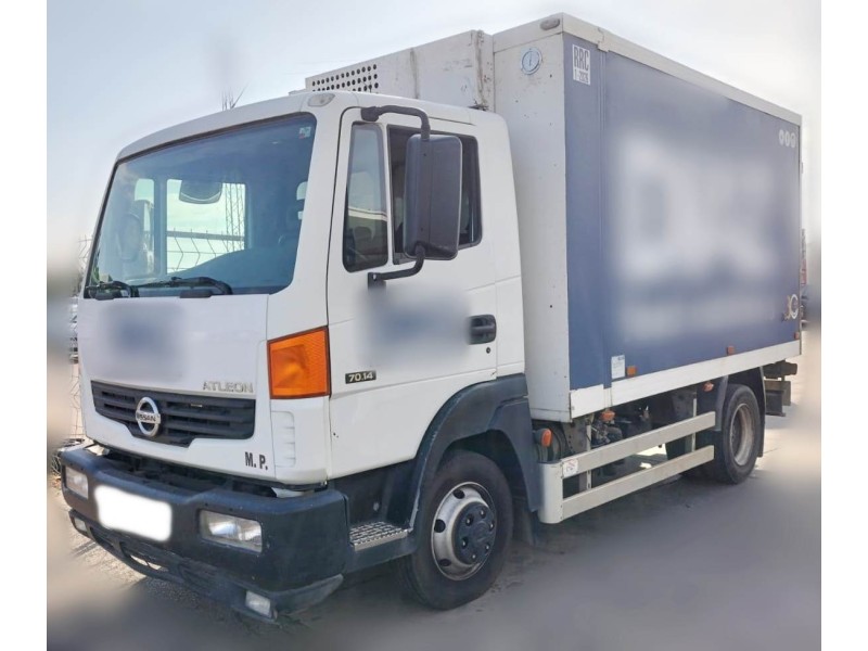 nissan atleon del año 2008