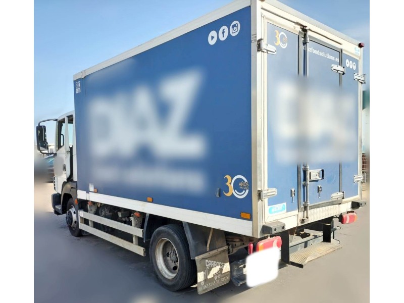 nissan atleon del año 2008