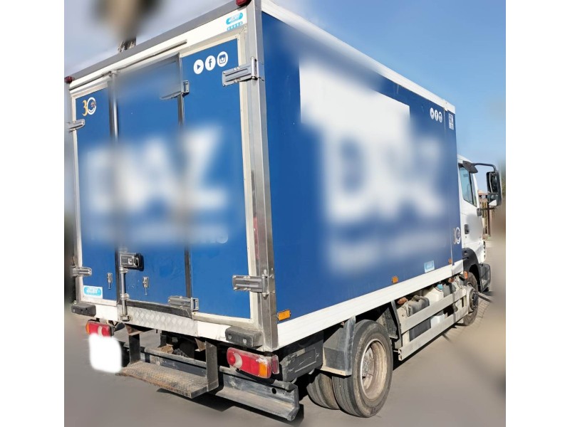 nissan atleon del año 2008