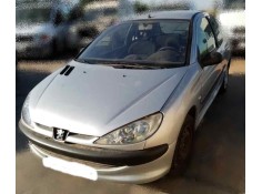 PEUGEOT 206 BERLINA