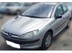 PEUGEOT 206 BERLINA