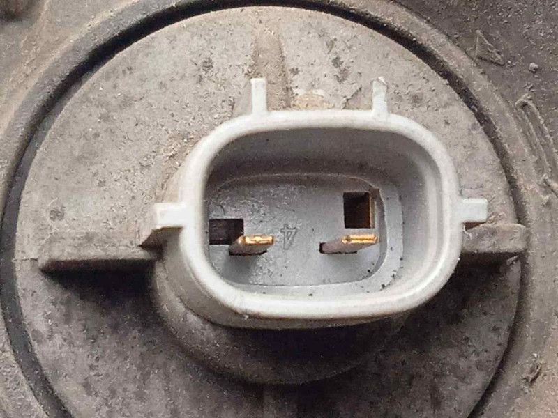 Recambio de faro derecho para mazda 323 berl. f/s (bj) 2.0 turbodiesel referencia OEM IAM SINREFERENCIA 99-01 