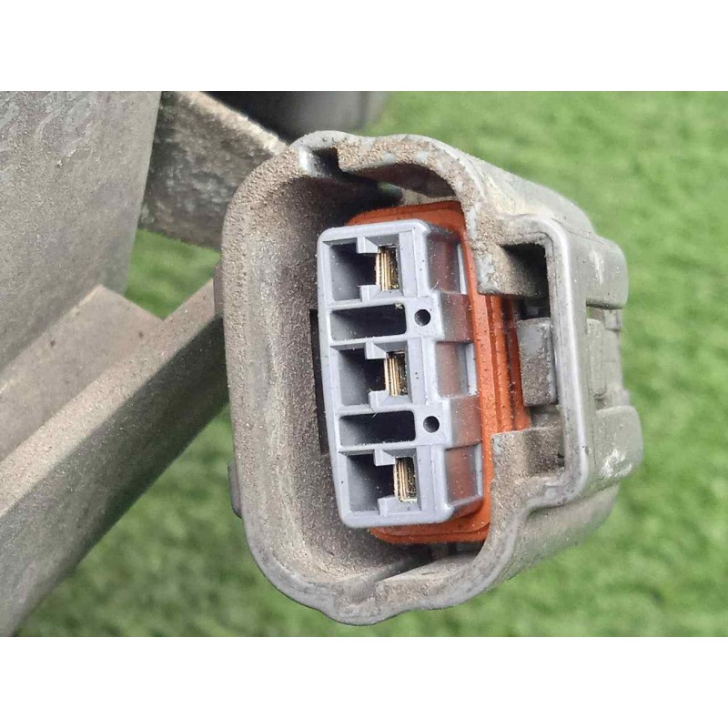 Recambio de faro derecho para mazda 323 berl. f/s (bj) 2.0 turbodiesel referencia OEM IAM SINREFERENCIA 99-01 