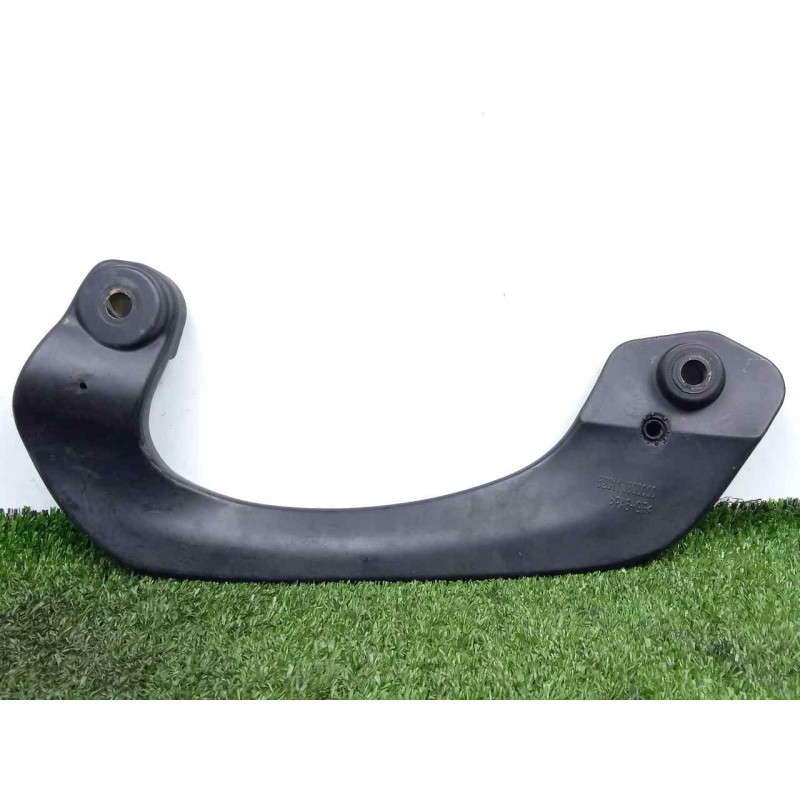 Recambio de maneta exterior trasera derecha para keeway rkv 125 referencia OEM IAM 52011J800000 ASA PASAJERO DERECHA 