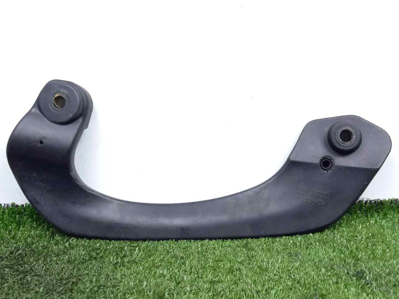 Recambio de maneta exterior trasera derecha para keeway rkv 125 referencia OEM IAM 52011J800000 ASA PASAJERO DERECHA 