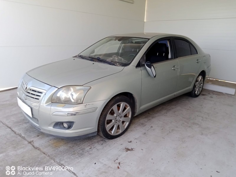 toyota avensis (_t25_) del año 2008