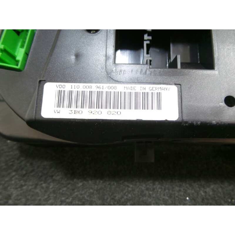Recambio de cuadro instrumentos para volkswagen passat berlina (3b2) 1.8 20v turbo referencia OEM IAM 3B0920820-110008961008  VD