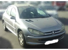 PEUGEOT 206 BERLINA