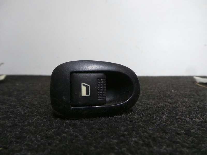 Recambio de mando elevalunas trasero derecho para citroën c3 1.4 hdi referencia OEM IAM   7 PINES