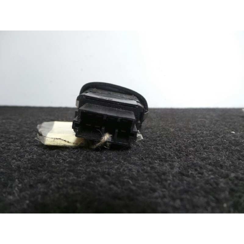 Recambio de mando elevalunas trasero derecho para citroën c3 1.4 hdi referencia OEM IAM   7 PINES