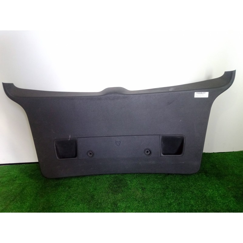 Recambio de guarnecido porton trasero para volkswagen touran (1t1) 1.9 tdi referencia OEM IAM 1T0867601E  