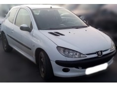 PEUGEOT 206 BERLINA