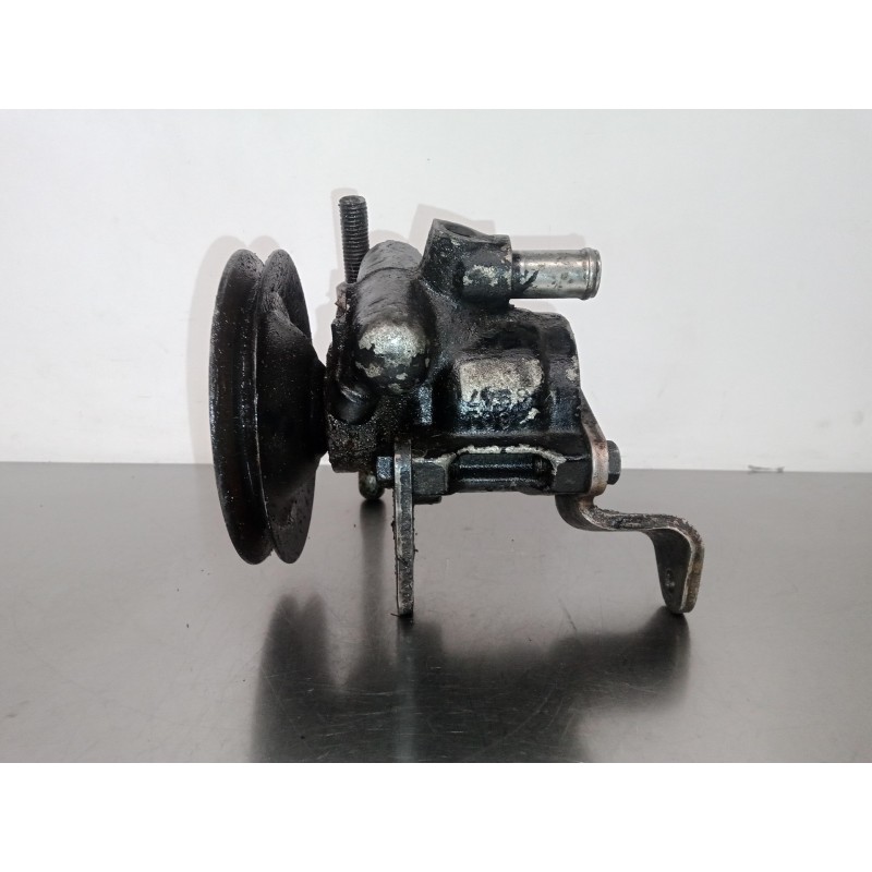 Recambio de bomba servodireccion para renault 19 (b/c/l53) 1.9 td referencia OEM IAM 26016947 60525 