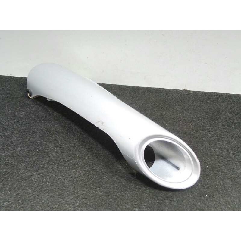 Recambio de carenado trasero para suzuki gsr 600 referencia OEM IAM  IZQUIERDO CARCASA DE TUBO DE ESCAPE