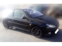 PEUGEOT 206 BERLINA