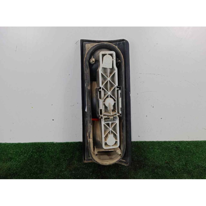 Recambio de piloto trasero izquierdo para renault rapid/express (f40) 1.4 referencia OEM IAM SINREFERENCIA 85-91 