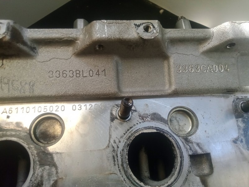 Recambio de culata para mercedes-benz vito combi 06.2003  2.1 cdi cat referencia OEM IAM 3363CA004  