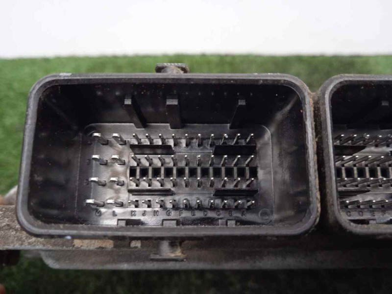 Recambio de centralita motor uce para renault clio iii 1.5 dci diesel referencia OEM IAM S122326109A-8200565863-8200592611-SID30