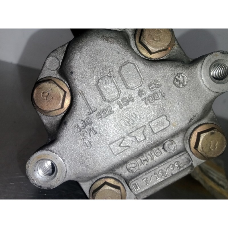 Recambio de bomba direccion para volkswagen golf iv berlina (1j1) 1.9 tdi referencia OEM IAM 1J0422154A KYB 