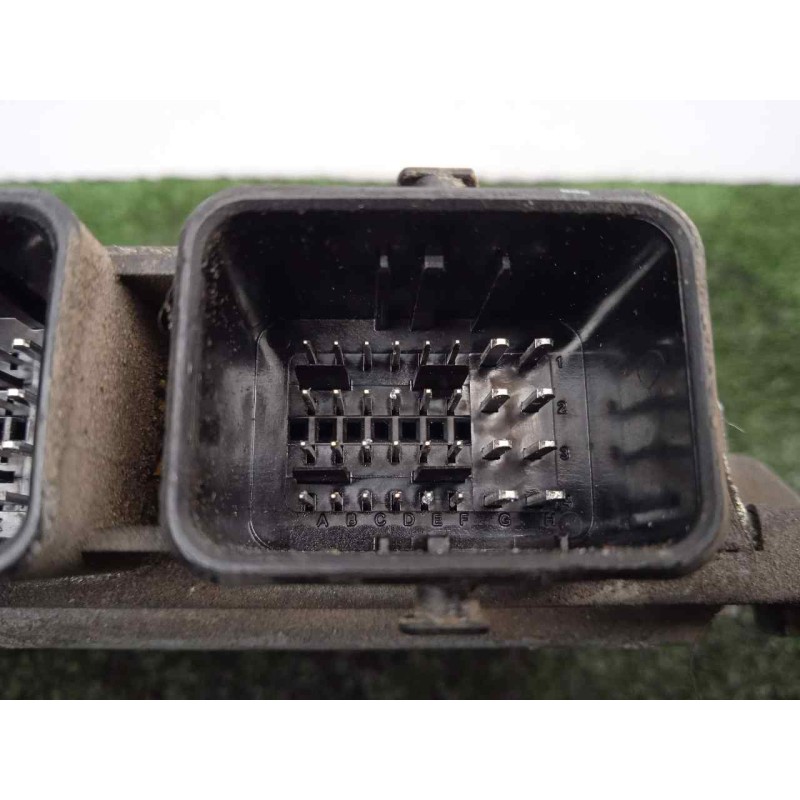 Recambio de centralita motor uce para renault clio iii 1.5 dci diesel referencia OEM IAM S122326109A-8200565863-8200592611-SID30