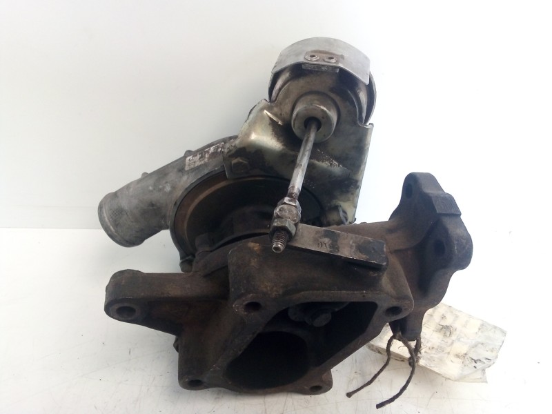 Recambio de turbocompresor para citroën xantia berlina 2.0 hdi referencia OEM IAM K03324278-K03018BB56767  