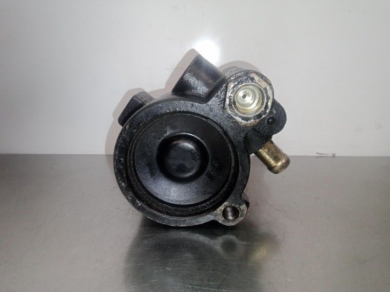 Recambio de bomba servodireccion para renault megane i classic (la0) 1.9 diesel referencia OEM IAM 26046186-7700840106-770084080