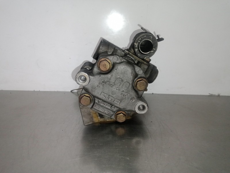Recambio de bomba direccion para volkswagen golf iv berlina (1j1) 1.9 tdi referencia OEM IAM 1J0422154A KYB 