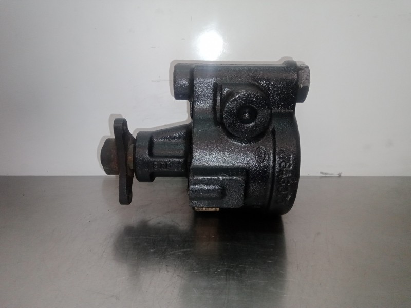 Recambio de bomba servodireccion para renault megane i classic (la0) 1.9 diesel referencia OEM IAM 26046186-7700840106-770084080