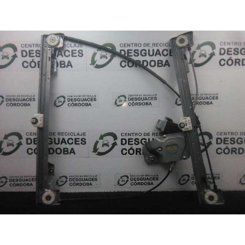 Recambio de elevalunas delantero izquierdo para mercedes-benz citan (w415) combi 1.5 cdi cat referencia OEM IAM 12800120101C ELE