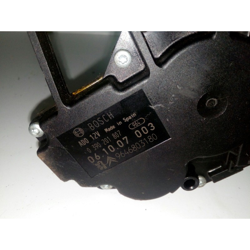 Recambio de motor limpia trasero para citroën c4 berlina 1.6 16v hdi referencia OEM IAM 9646803180 BOSCH 3 PINES