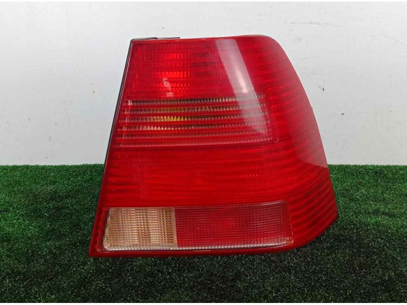 Recambio de piloto trasero derecho para volkswagen bora berlina (1j2) 1.9 tdi referencia OEM IAM SINREFERENCIA DEPO 