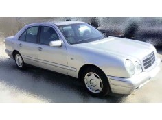 MERCEDES-BENZ CLASE E (W210) BERLINA DIESEL