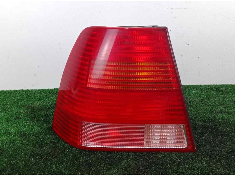Recambio de piloto trasero izquierdo para volkswagen bora berlina (1j2) 1.9 tdi referencia OEM IAM SINREFERENCIA DEPO 