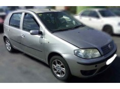 FIAT PUNTO BERLINA (188)
