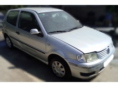 VOLKSWAGEN POLO BERLINA (6N2)