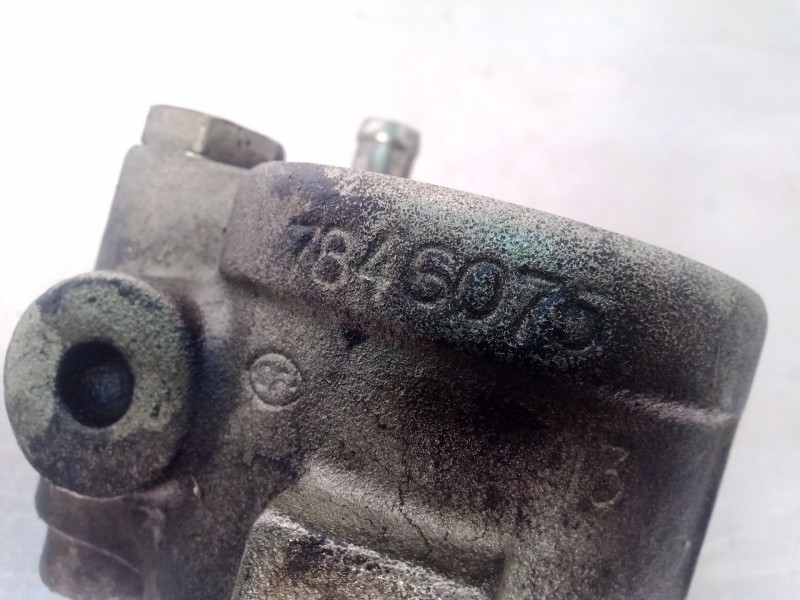 Recambio de bomba servodireccion para renault megane i classic (la0) 1.9 diesel referencia OEM IAM 7700419156-7700422620-2606925