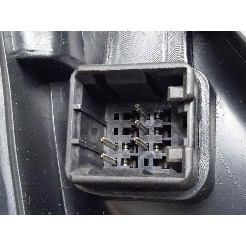 Recambio de retrovisor derecho para hyundai santa fe (sm) 2.0 crdi cat referencia OEM IAM SINREFERENCIA ELECTRICO - 5.PINES NEGR