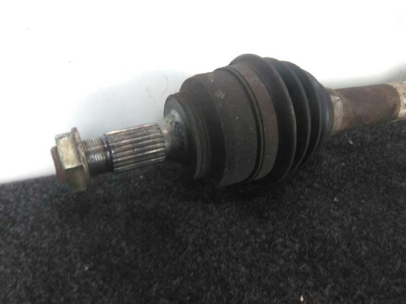 Recambio de transmision delantera izquierda para peugeot 307 berlina (s2) 1.6 16v cat referencia OEM IAM 9636786780 SIN.CORONA L