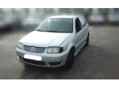 VOLKSWAGEN POLO BERLINA (6N2)