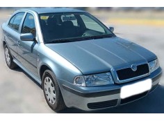 SKODA OCTAVIA BERLINA (1U2)