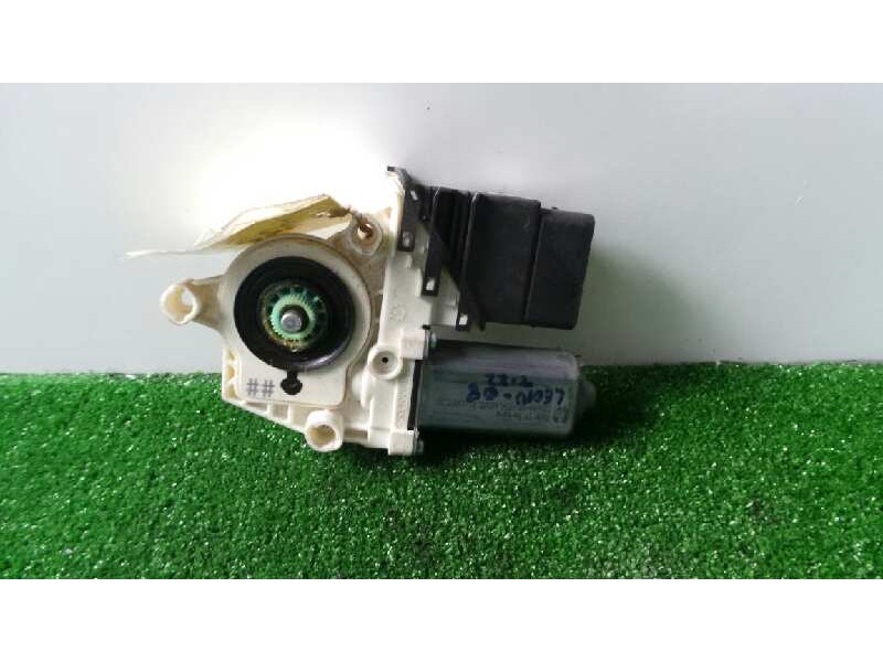 Recambio de motor elevalunas trasero izquierdo para seat leon (1p1) referencia OEM IAM 1K0959703G-974648200  