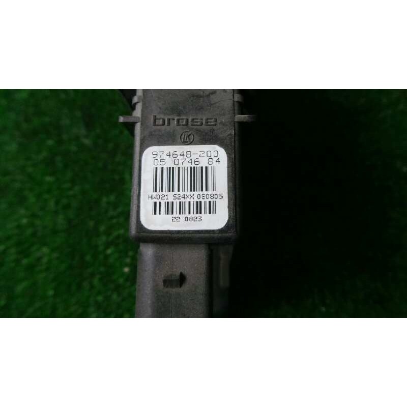 Recambio de motor elevalunas trasero izquierdo para seat leon (1p1) referencia OEM IAM 1K0959703G-974648200  