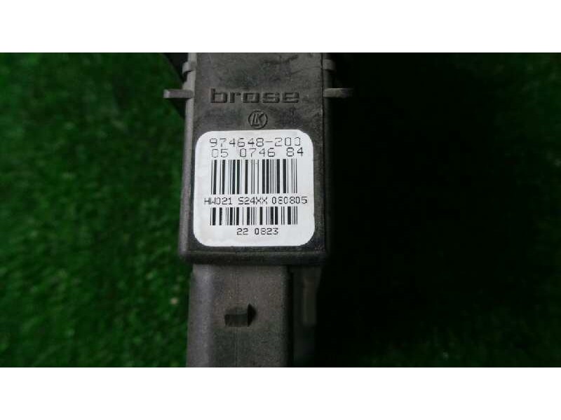 Recambio de motor elevalunas trasero izquierdo para seat leon (1p1) referencia OEM IAM 1K0959703G-974648200  