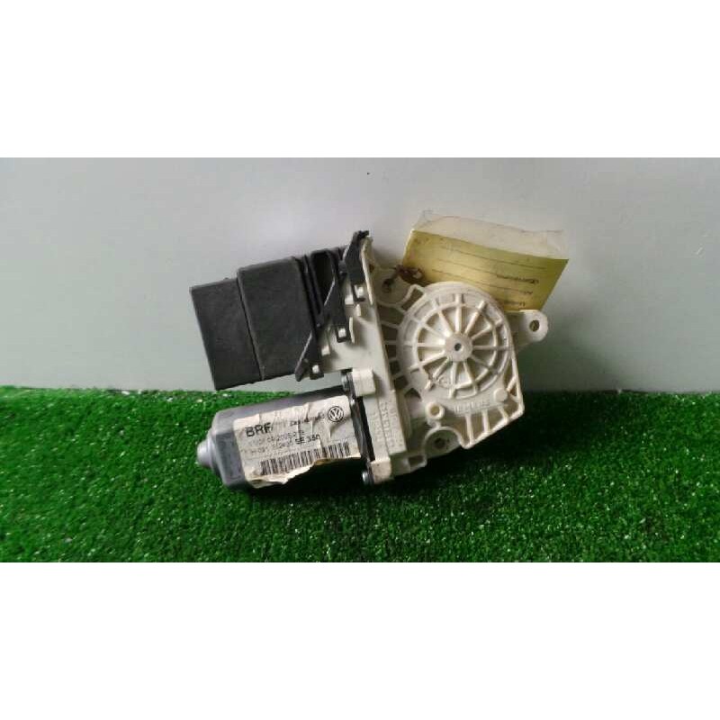 Recambio de motor elevalunas trasero izquierdo para seat leon (1p1) referencia OEM IAM 1K0959703G-974648200  