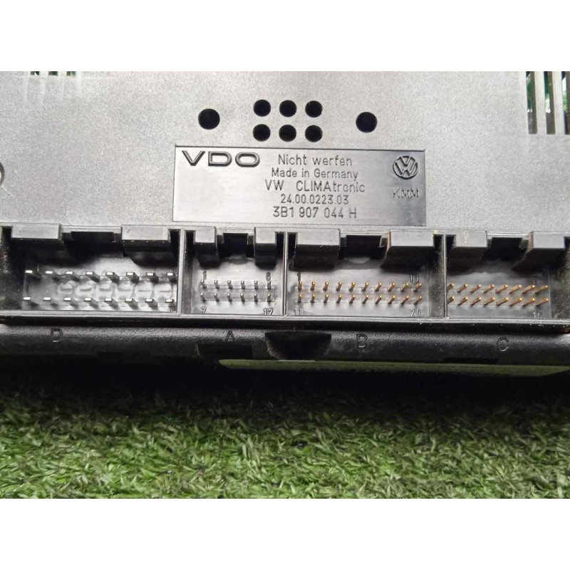 Recambio de mando climatizador para volkswagen passat berlina (3b3) 1.9 tdi referencia OEM IAM 3B1907044H  