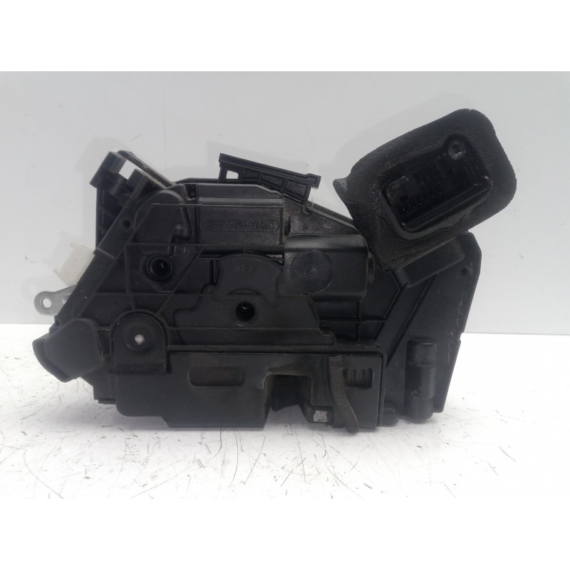 Recambio de cerradura puerta delantera derecha para seat leon (5f1) 1.6 tdi referencia OEM IAM 5K1837016E  