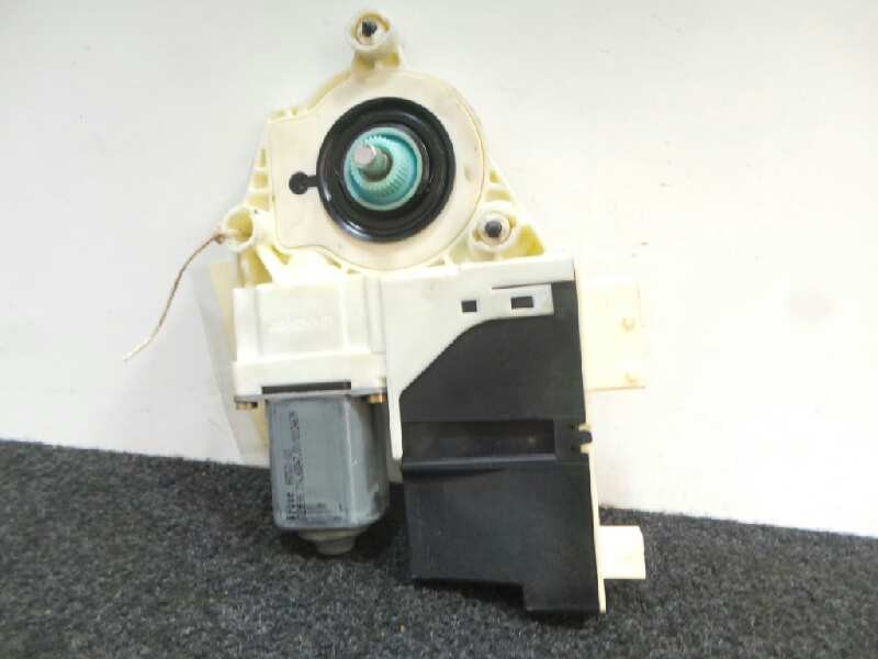 Recambio de motor elevalunas delantero derecho para citroën c4 berlina 1.6 16v hdi referencia OEM IAM 997831101-7746004701-10124