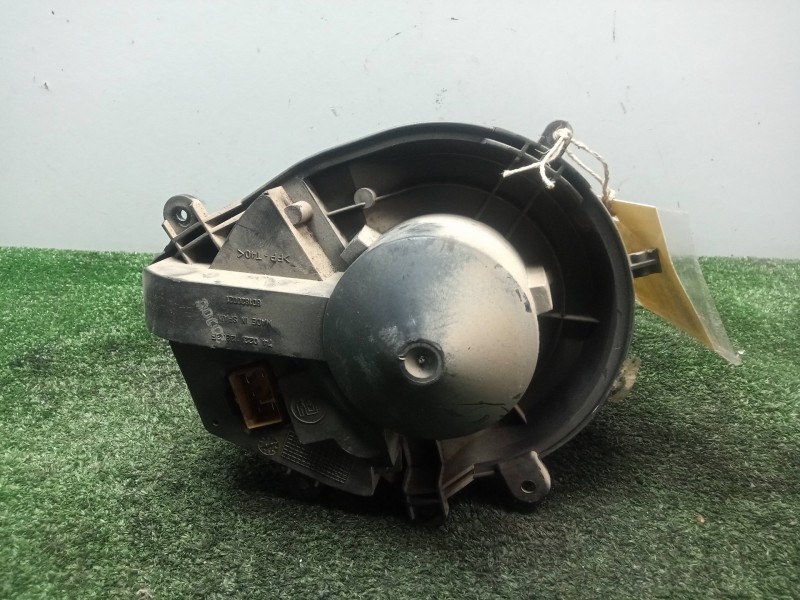 Recambio de motor calefaccion para volkswagen passat berlina (3b3) 1.9 tdi referencia OEM IAM 8D1820021 POSIBLE REF: 8D1820021 