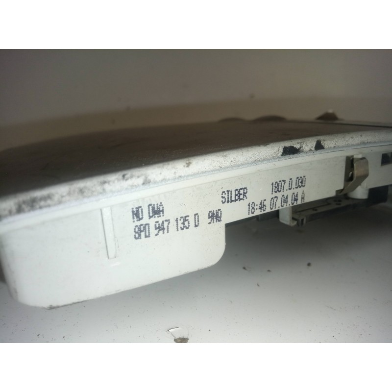Recambio de luz interior para audi a3 (8p) 1.9 tdi referencia OEM IAM 8E0947565  DELANTERA
